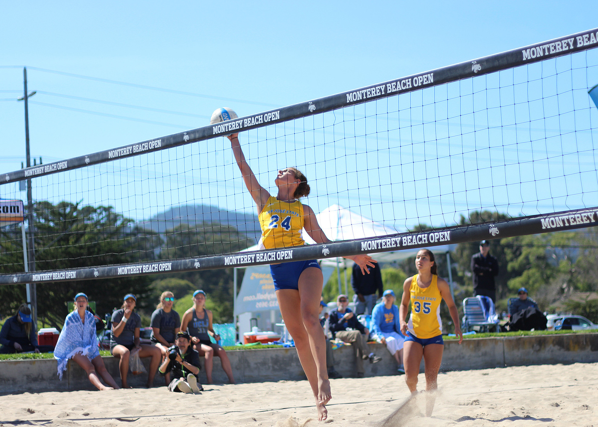 Beach Volleyball Goes In First Day At Monterey Invitational Sjsu