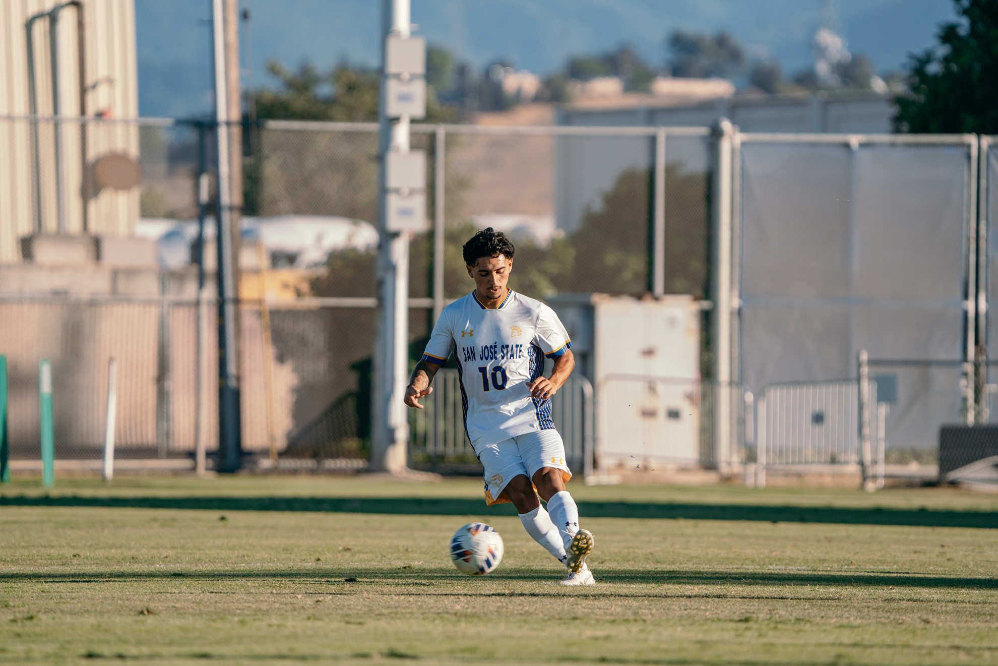 Angel Iniguez Named WAC Offensive Player of the Week for Second Week in ...